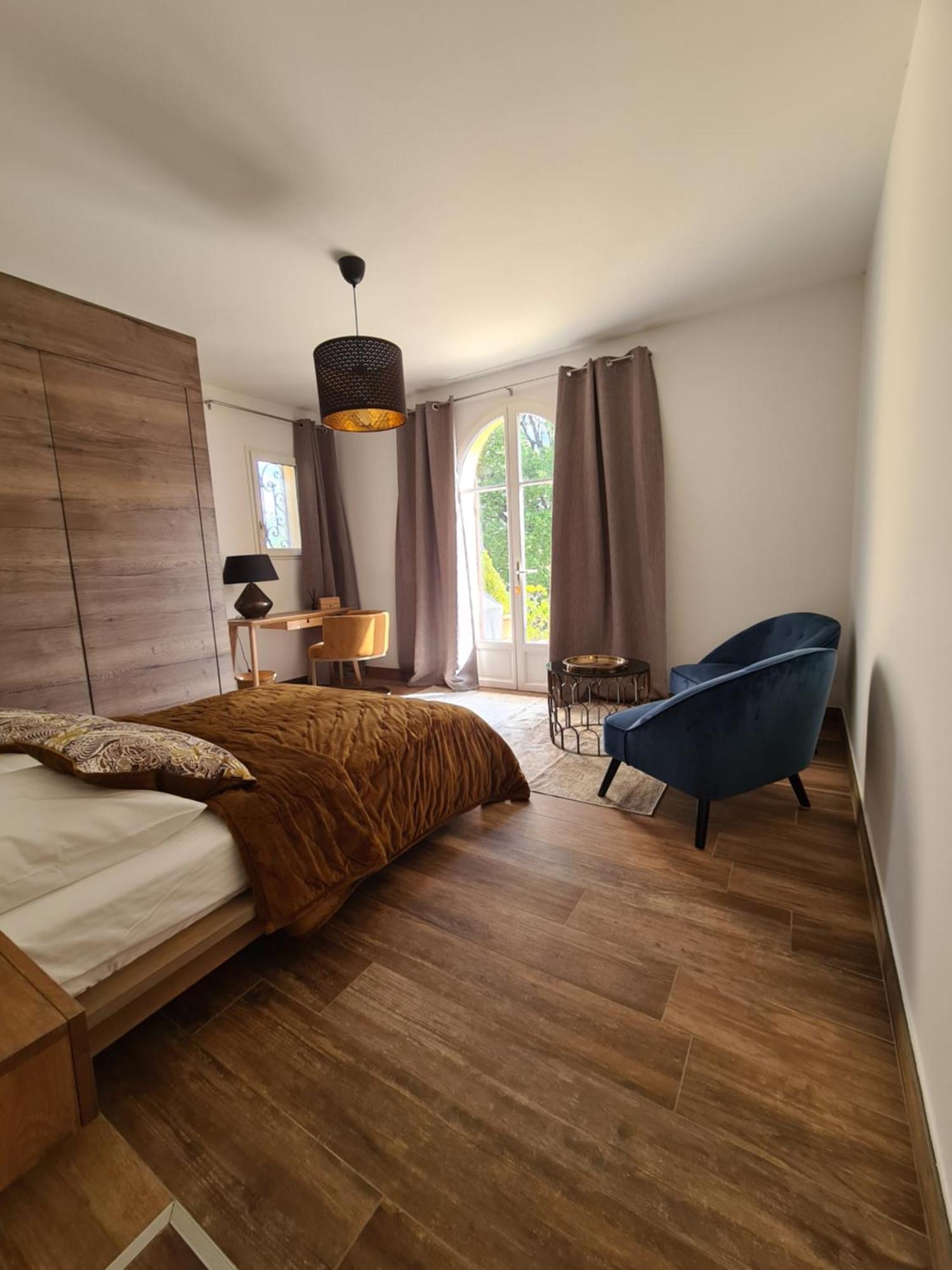 Elea De Luxe Nice