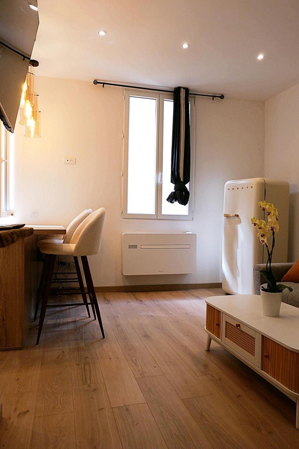 Cocooning Atmosphere Old Nice