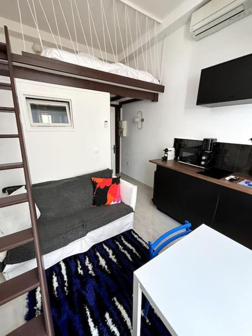 Vue Sur Le Port Lympia Charmant Studio