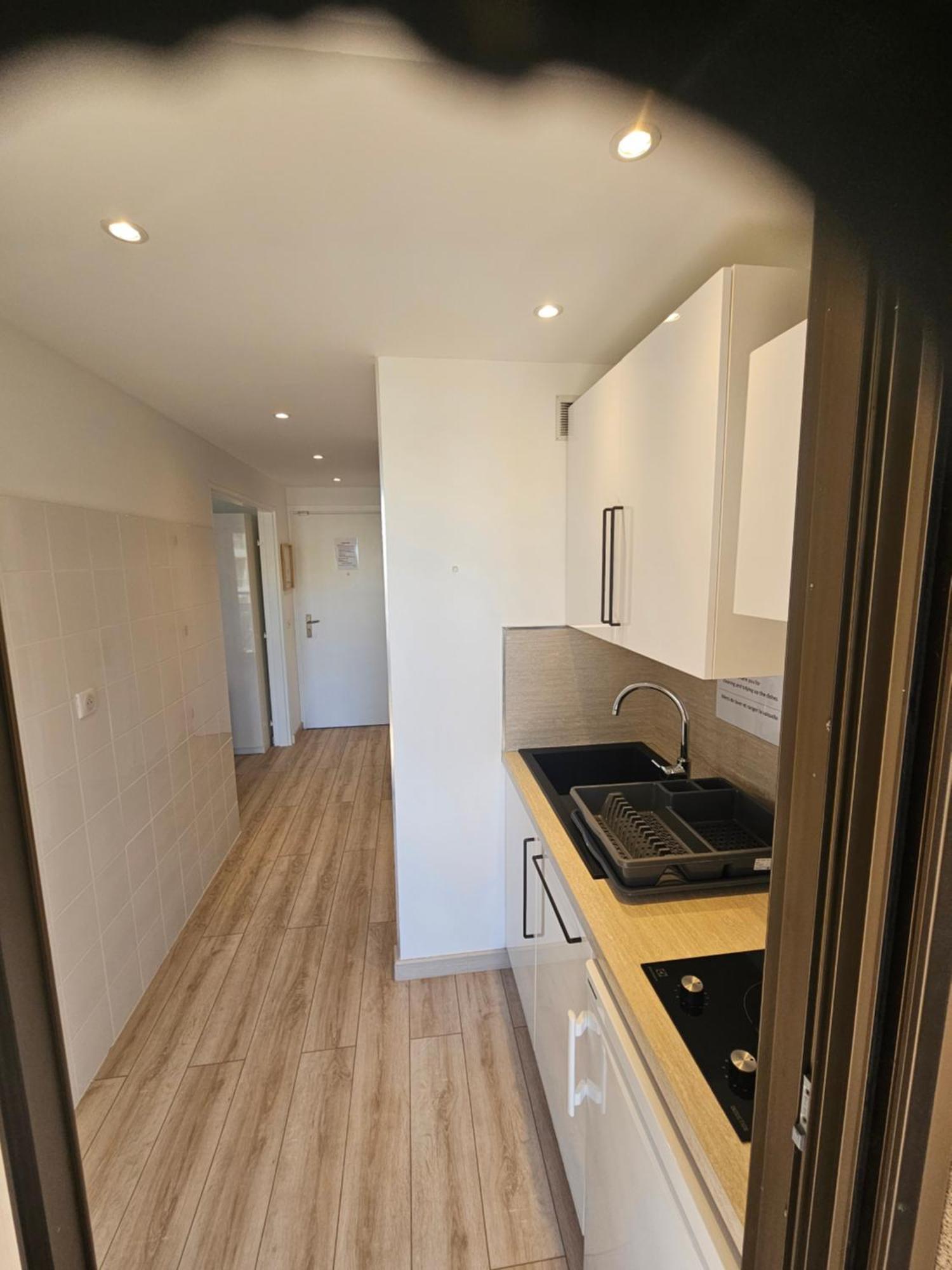 Apartment Beautiful 1 Bedroom Flat *