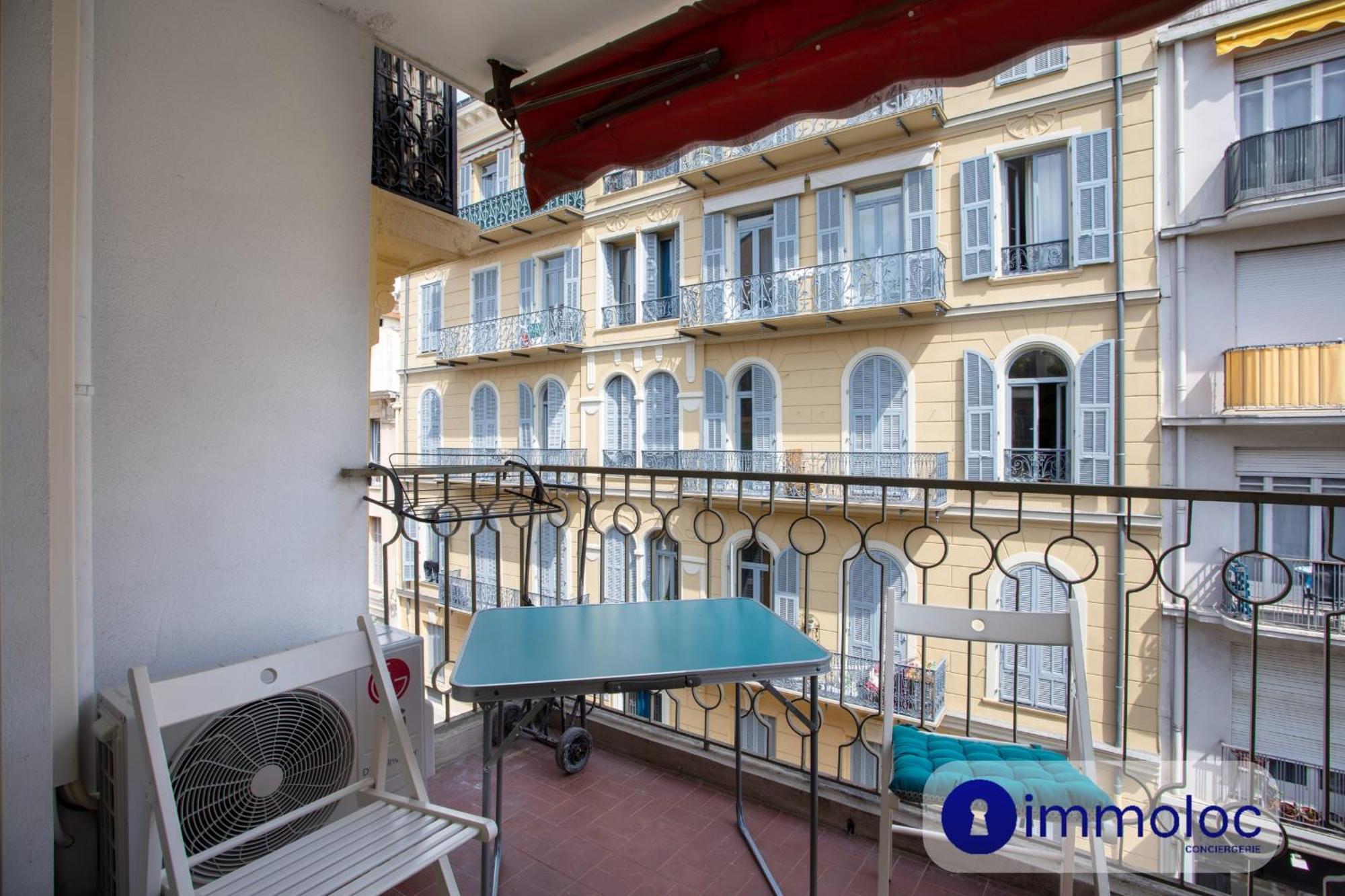 Air-conditioned District Of The Musicians Apartment Nice