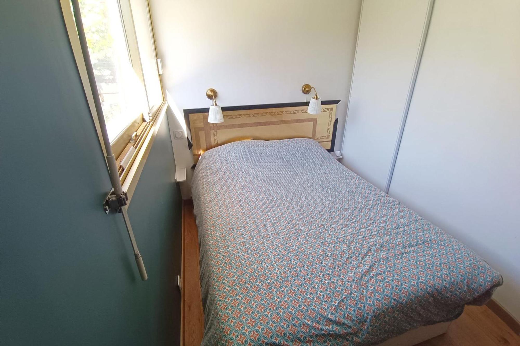 Apartment Refurbished With Terrace And Garden