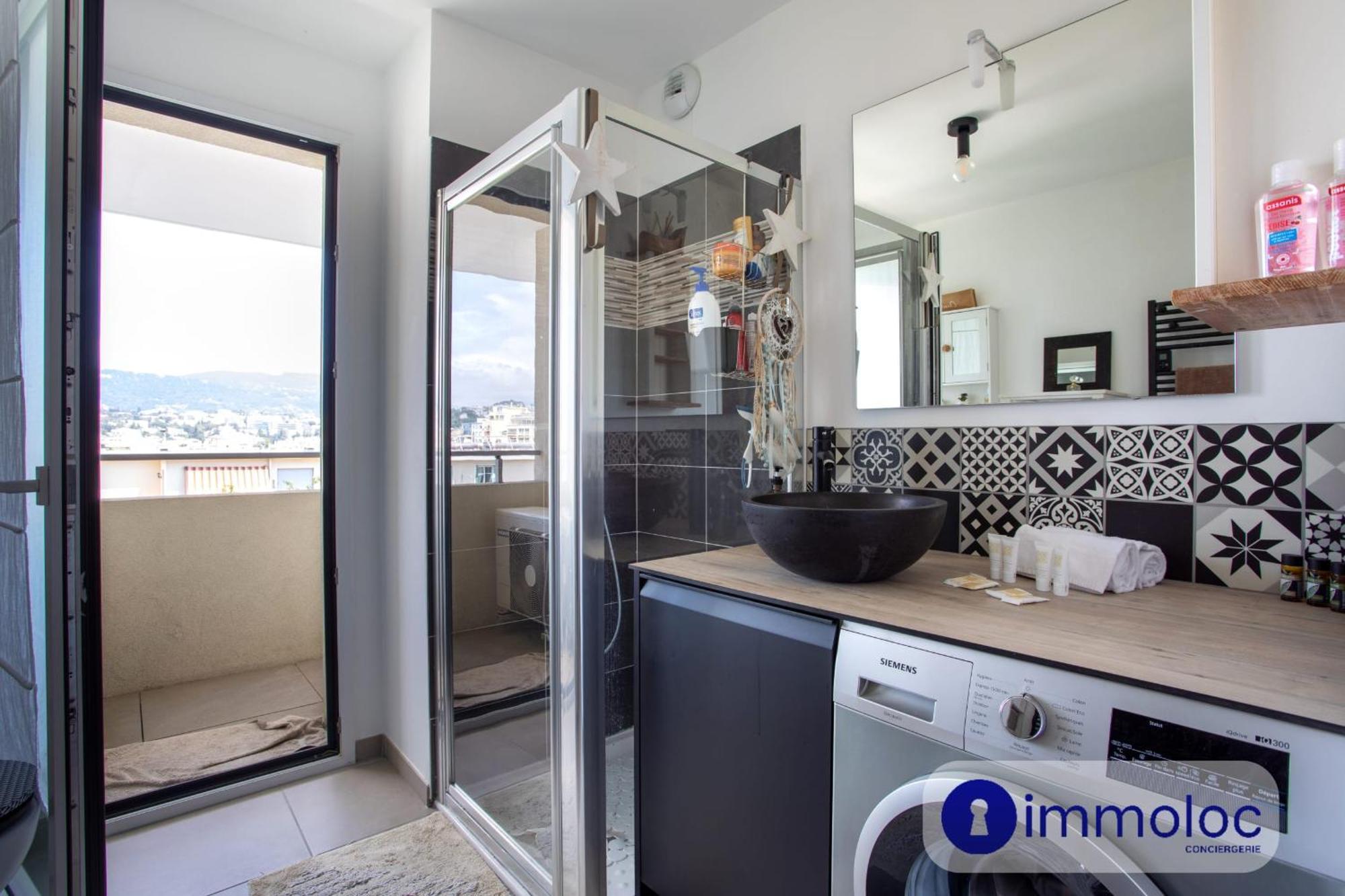 Apartment T3 Air-conditioned Nice