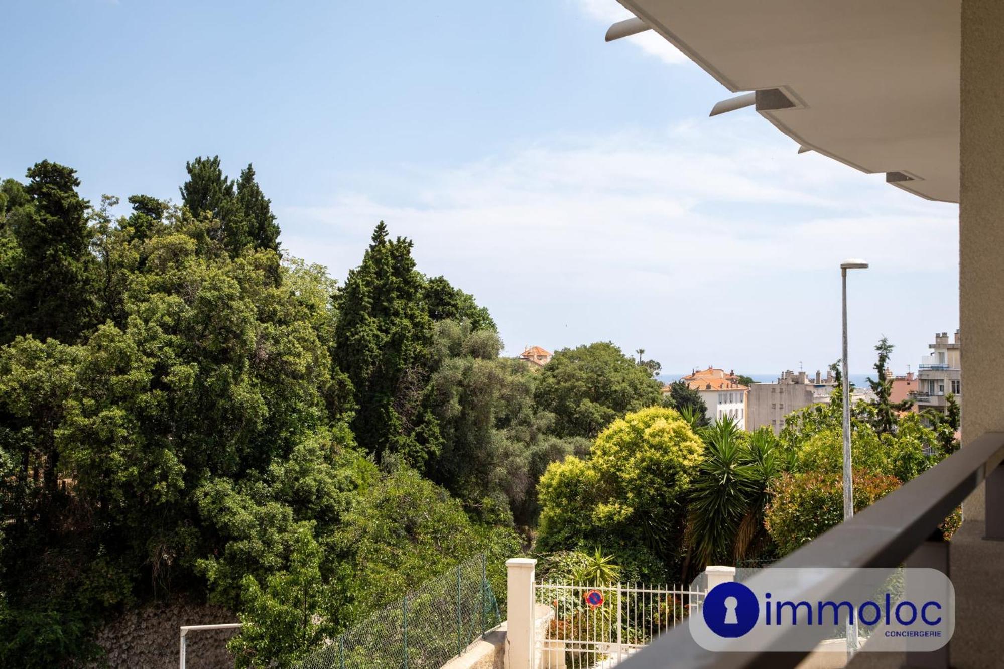 T3 Air-conditioned Apartment