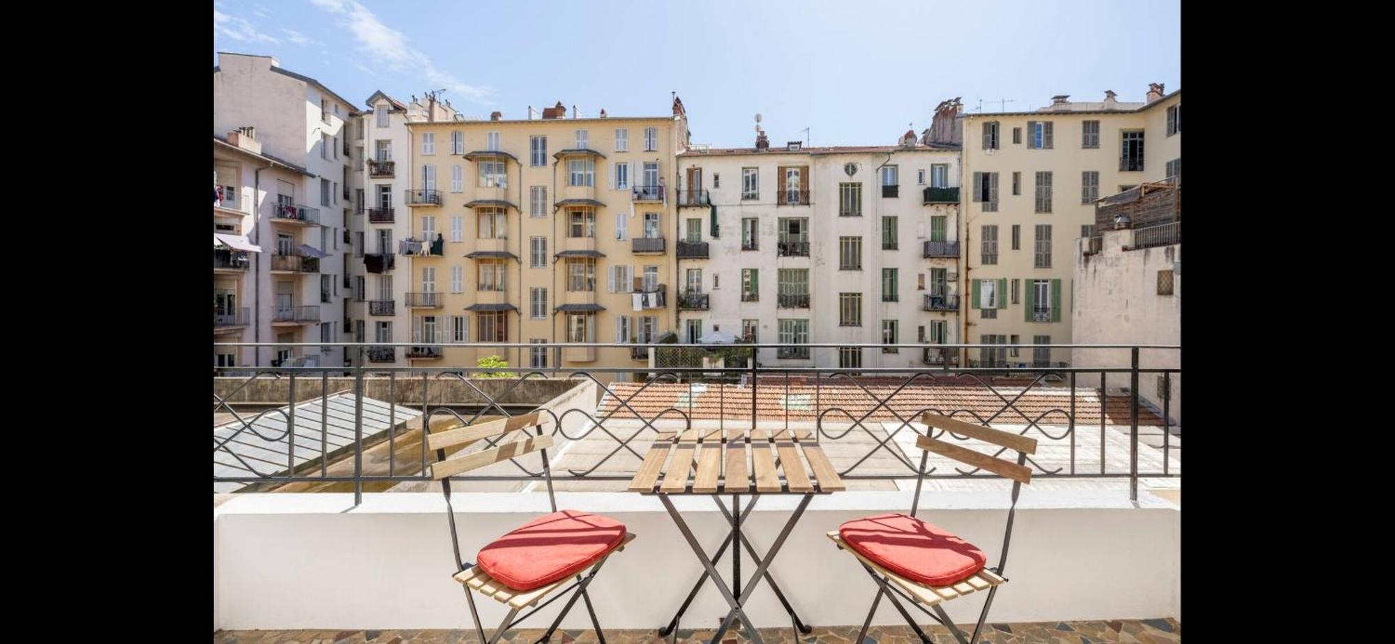De Luxe Au Coeur De * Nice