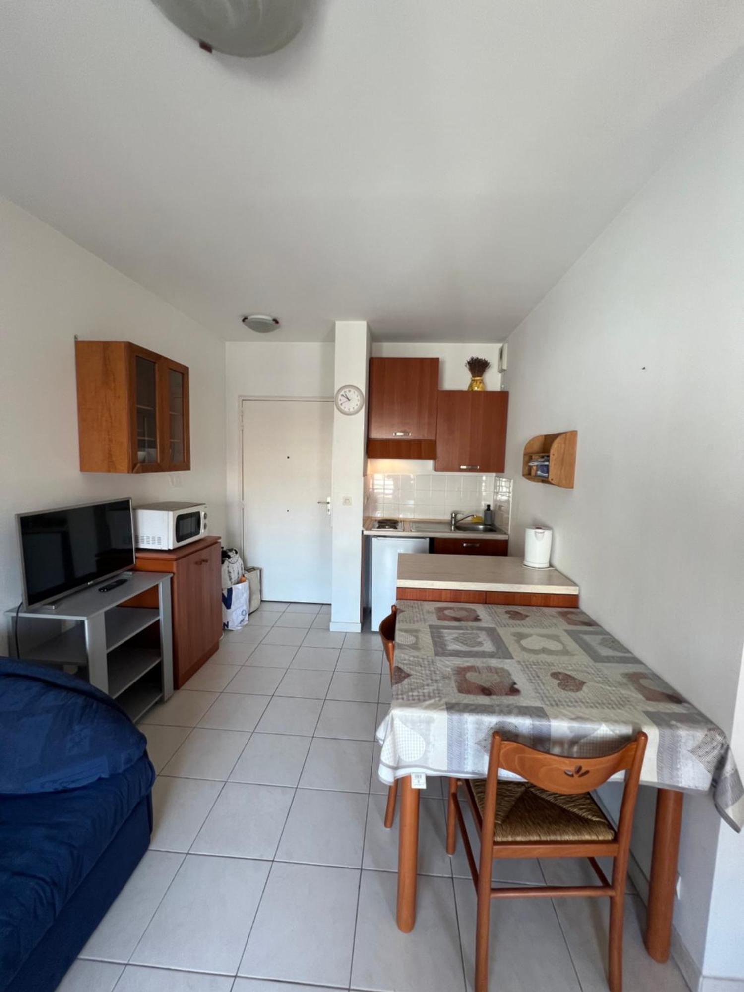 Magnifique 2 Pieces Centre Nice