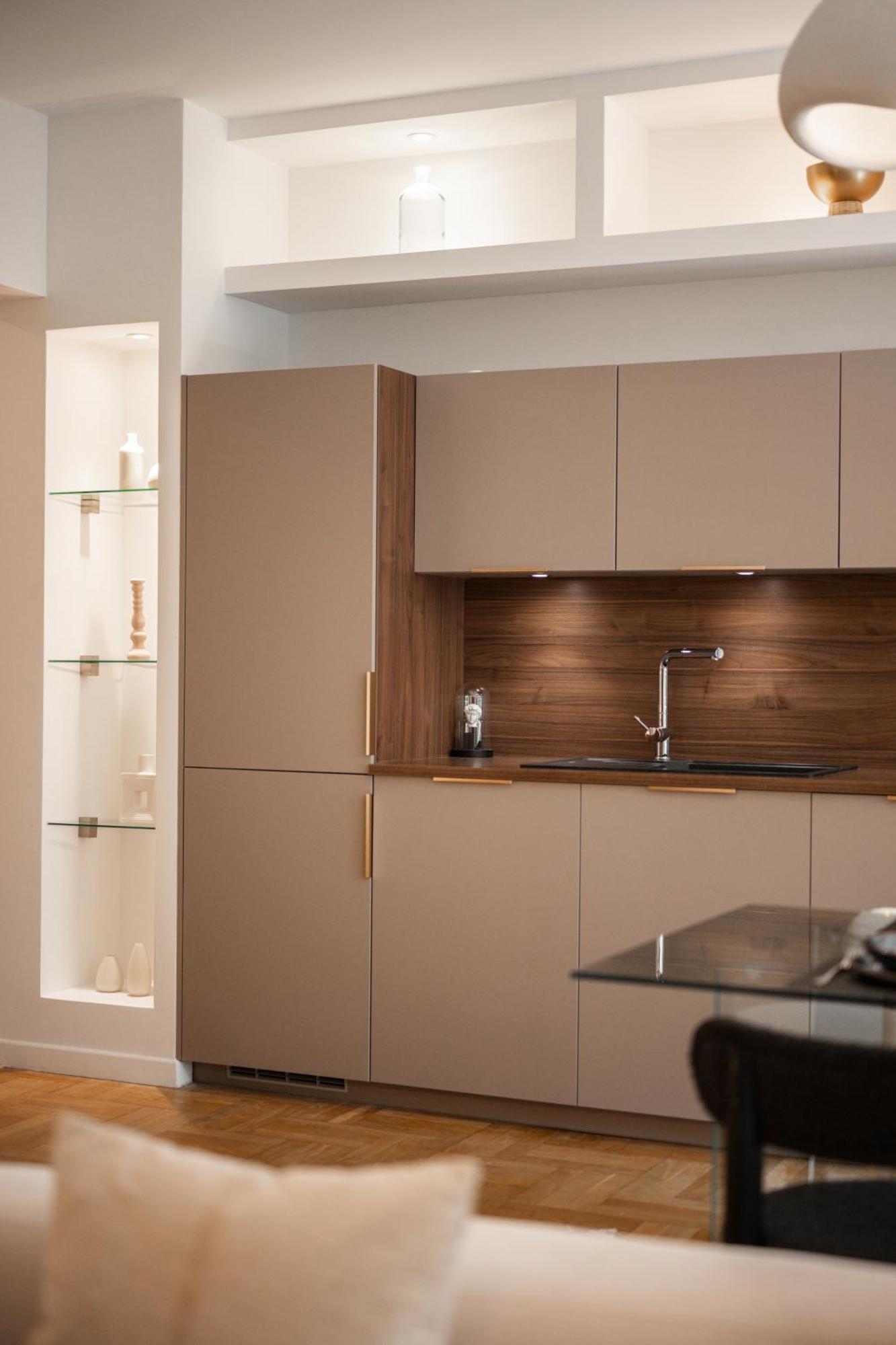 Luxueux, Spacieux Et Equipe A 5 Min Du Port Appartement