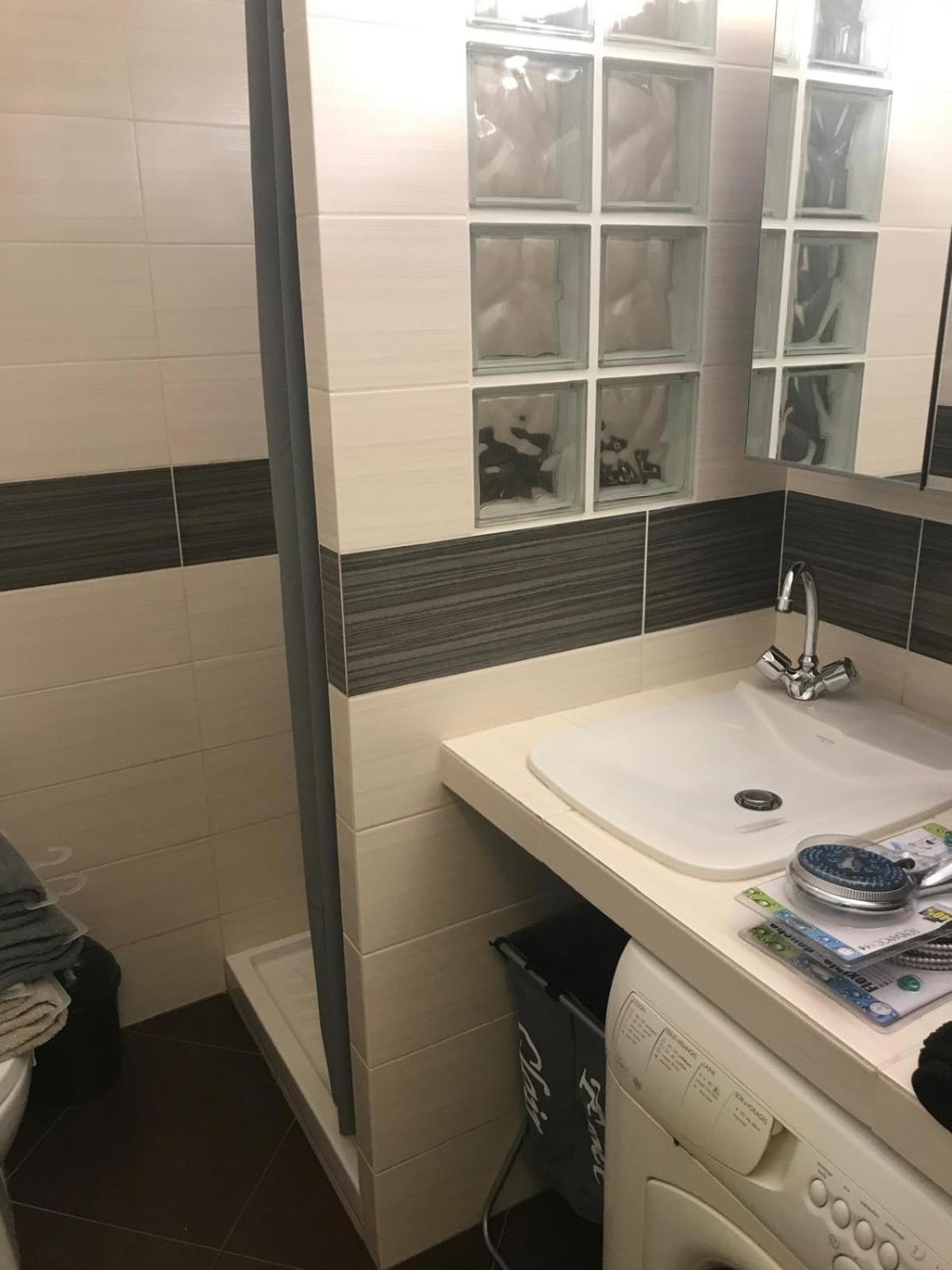 Proche Du Centre-ville Apartment Nice