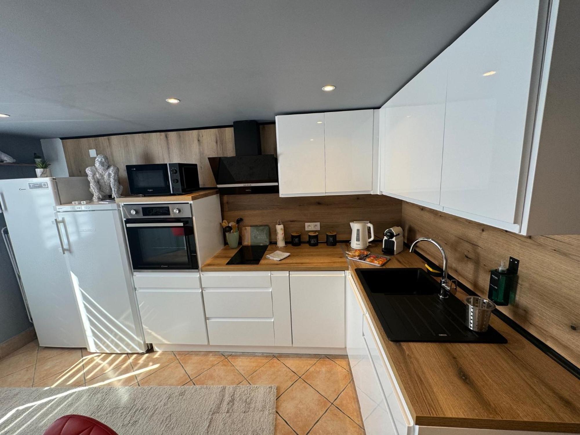 Duplex Proche Port De Apartment