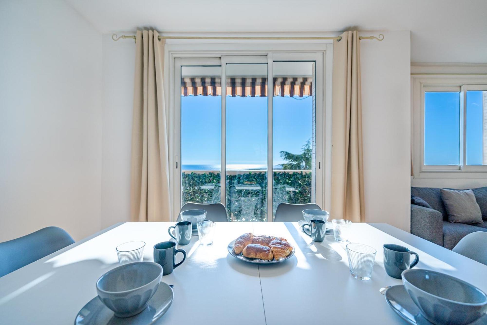 Superbe 3p Vue Avec Parking Apartment *