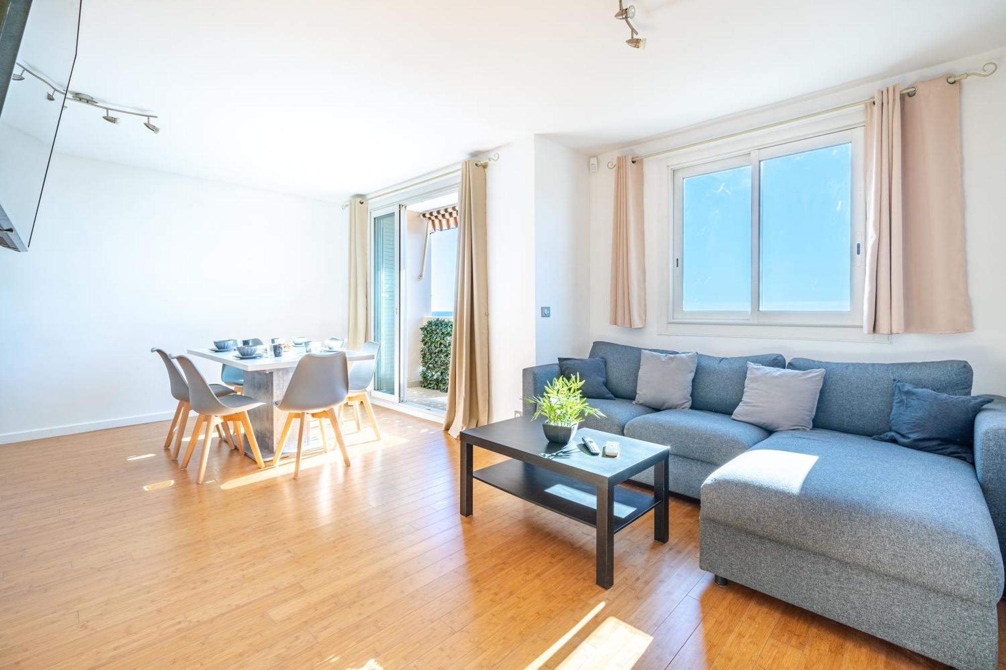 Apartment Superbe 3p Vue Avec Parking