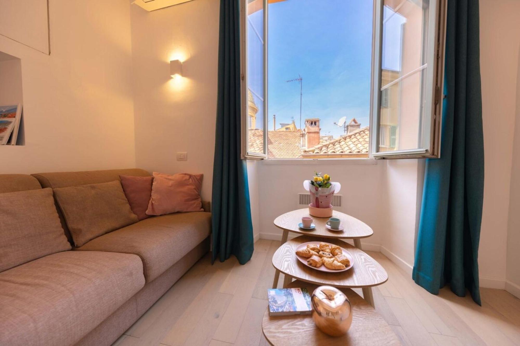 06a3 - Lovely In The Heart Of Old Appartement Nice