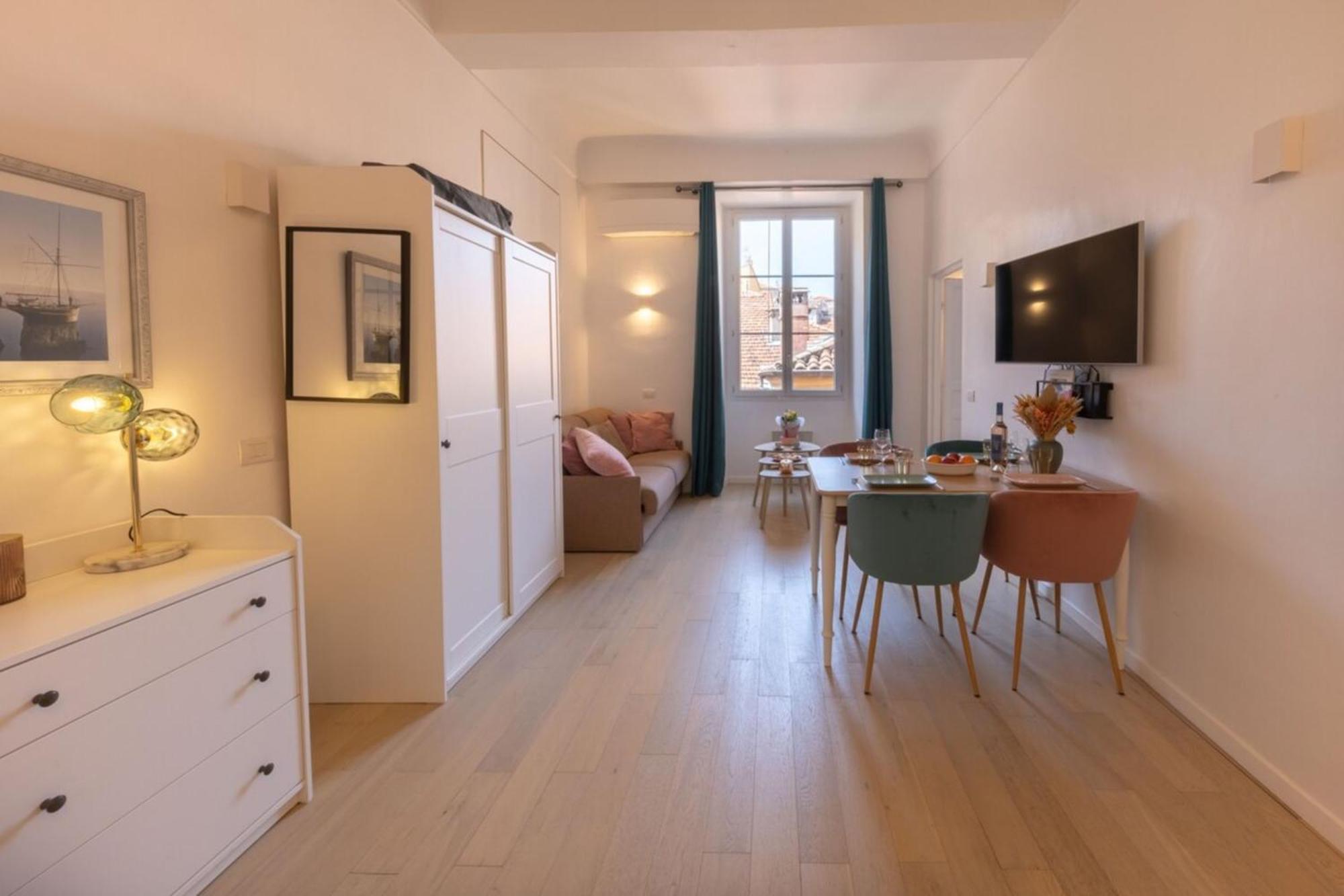 Appartement 06a3 - Lovely In The Heart Of Old *