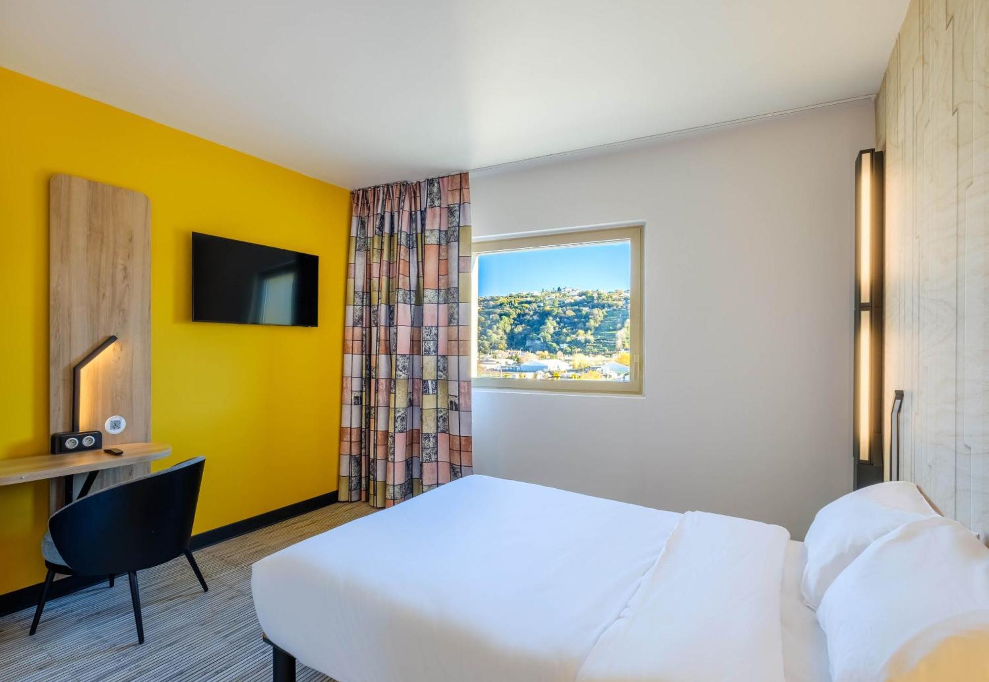 Hotel Stade Riviera 3*