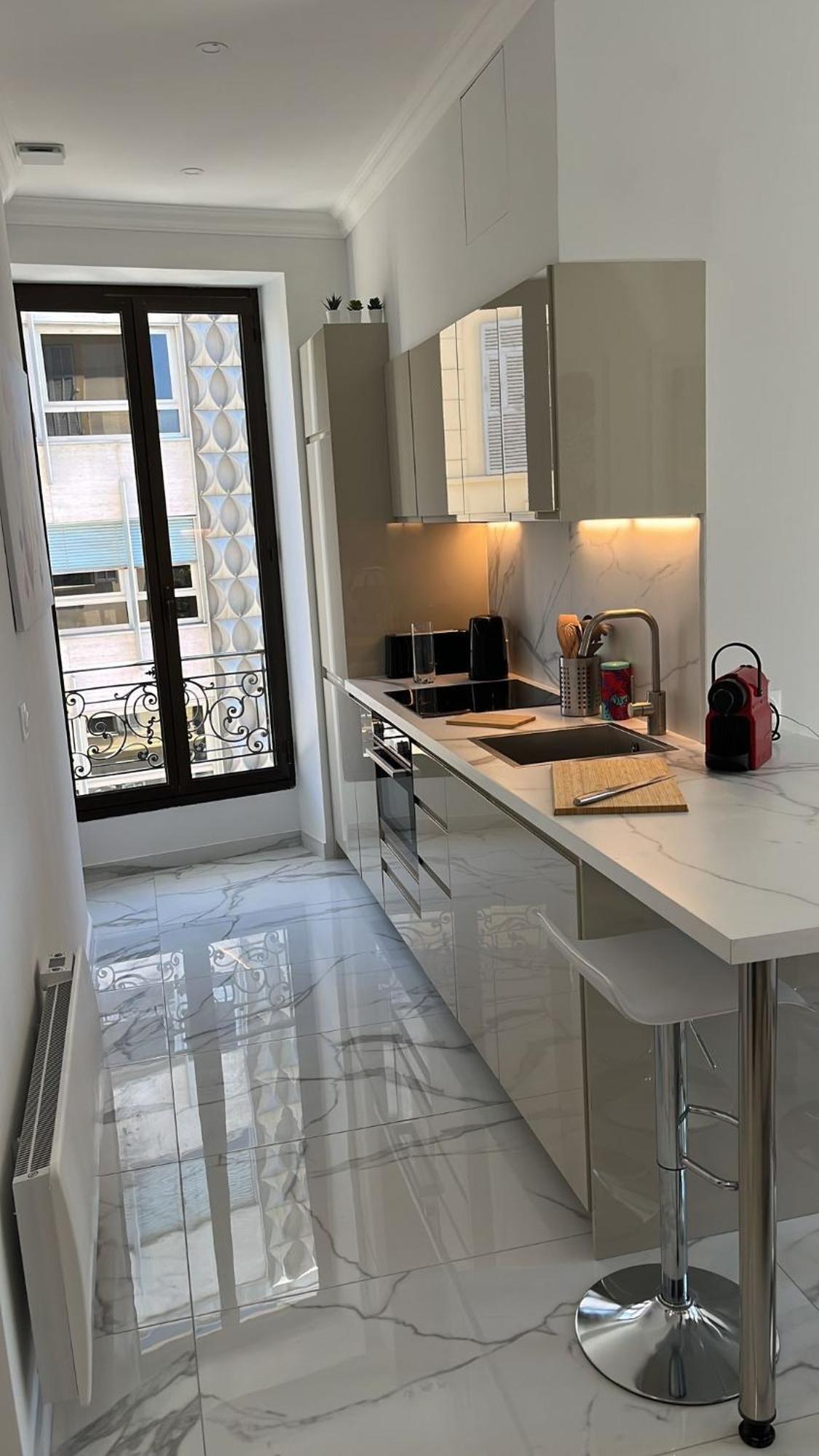 Apartment Felix, Luxurious 1 Bedroom In *