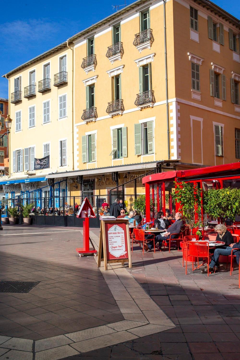 Apartment Proche Du Cours Saleya Et De La Plage, Dans Le Vieux Nice, Spacieux Et Climatise *