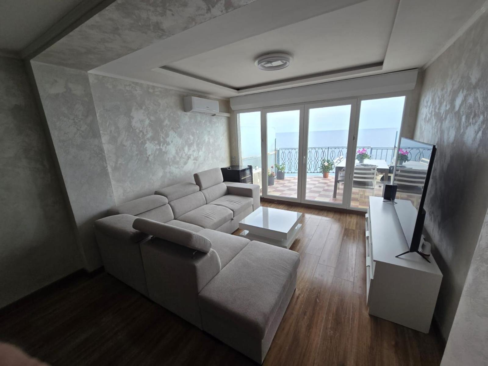 With Sea View Apartamento *