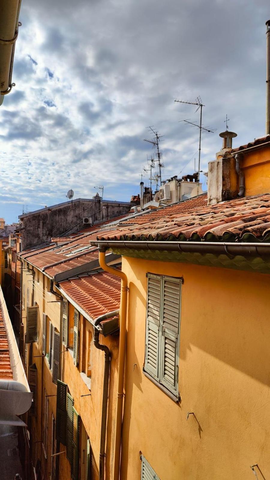 Proximity In Historic Nice, Your Perfect 2 Appartement *
