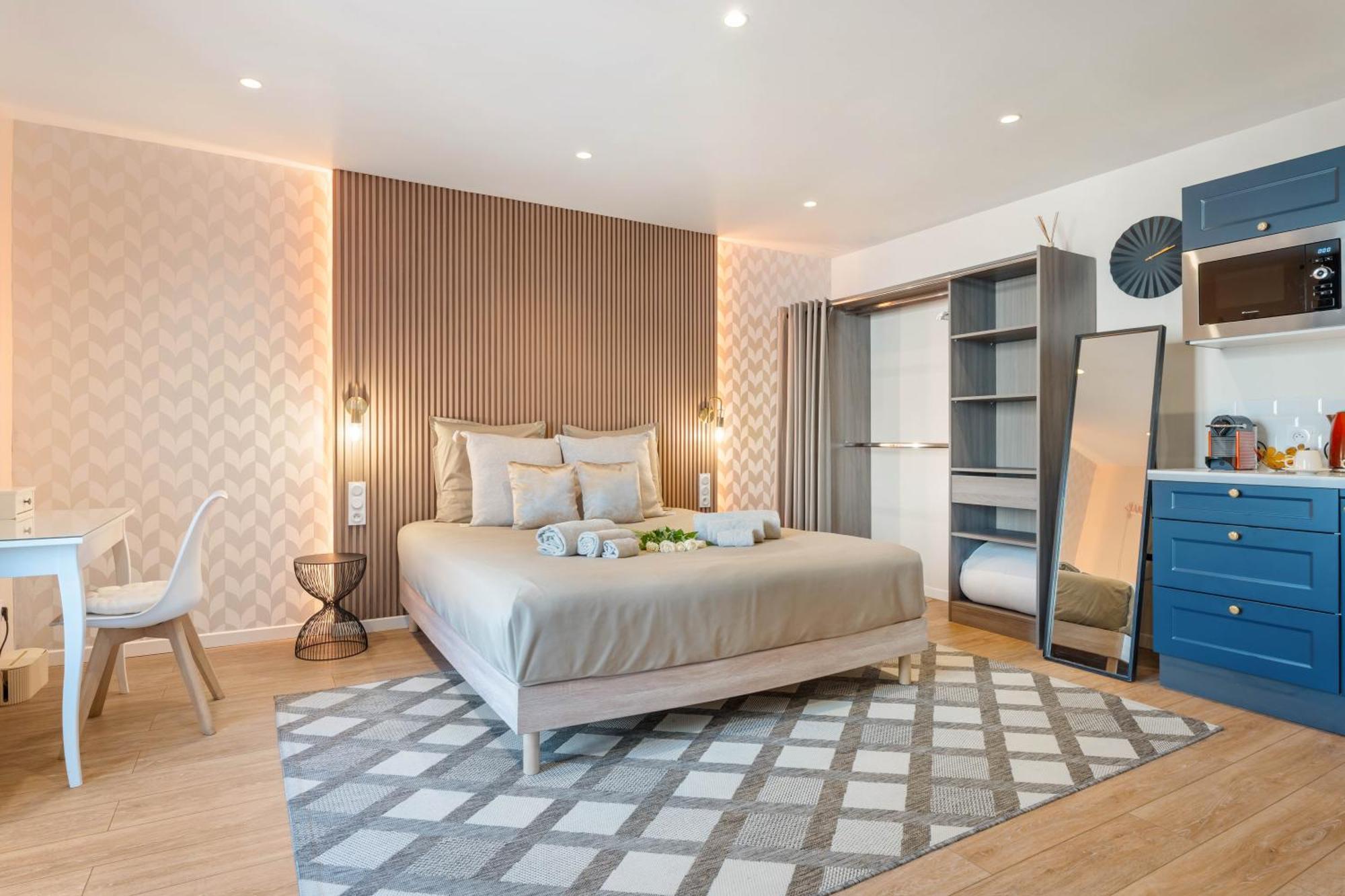 Appartement Renting - Massena - Luxe - Jacuzzi - Terrace - King Bed - Ac *