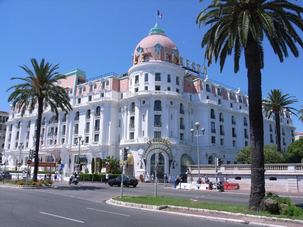 Appartement A Luxurious With Ac On Promenade Des