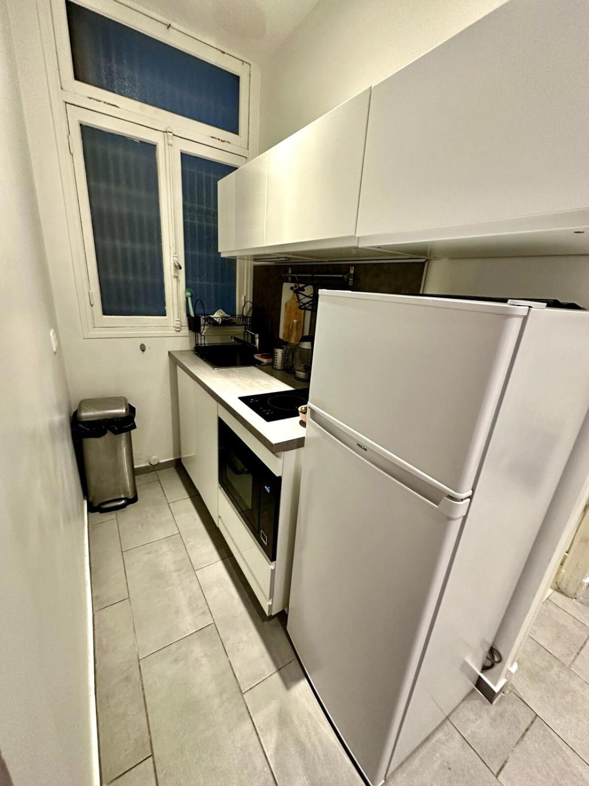 A Luxurious With Ac On Promenade Des Appartement *