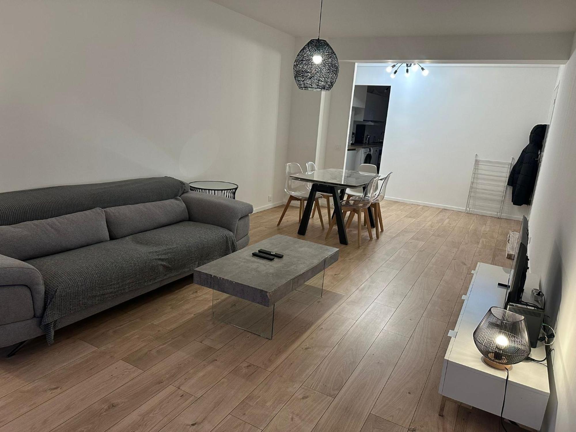 2 Bedroom Ocean View Apartment *