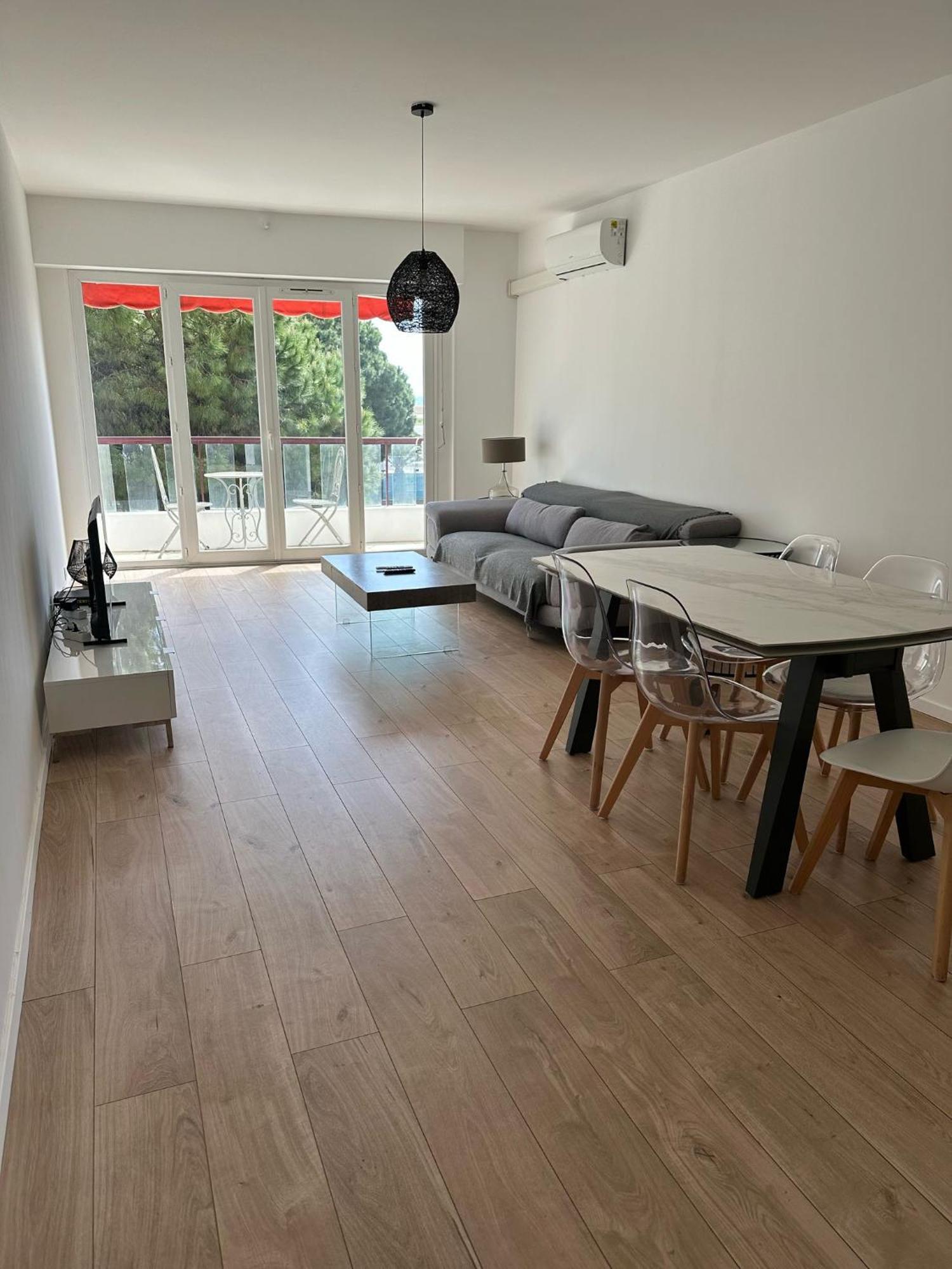 2 Bedroom Ocean View Apartment