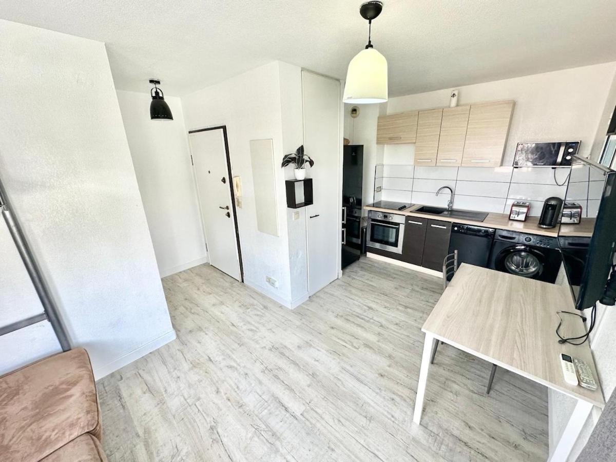 Appartement Avec Climatisation Proche Des Plages *