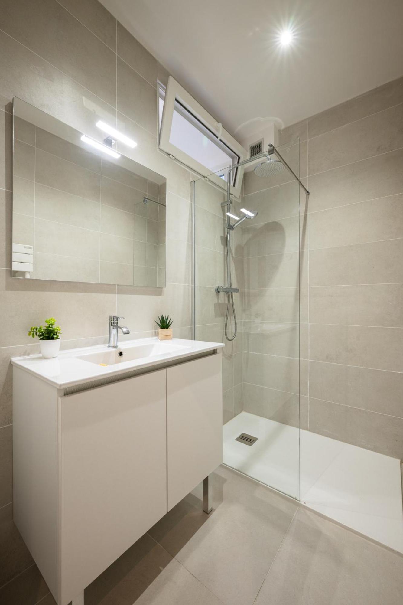 Holiday home Maison De Familiale, 5 Chambres, Terrasse, A 20 Minutes Du Centre