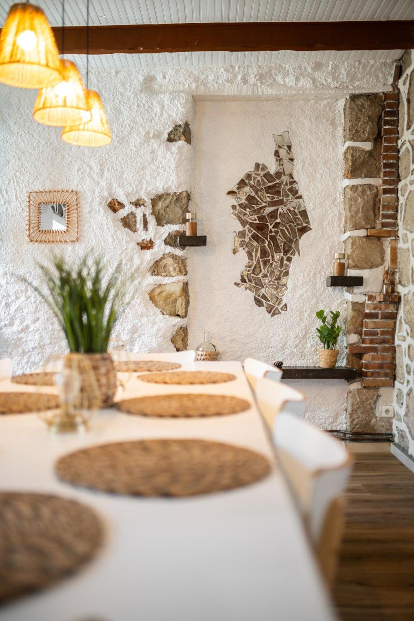 Holiday home Maison De Familiale, 5 Chambres, Terrasse, A 20 Minutes Du Centre *