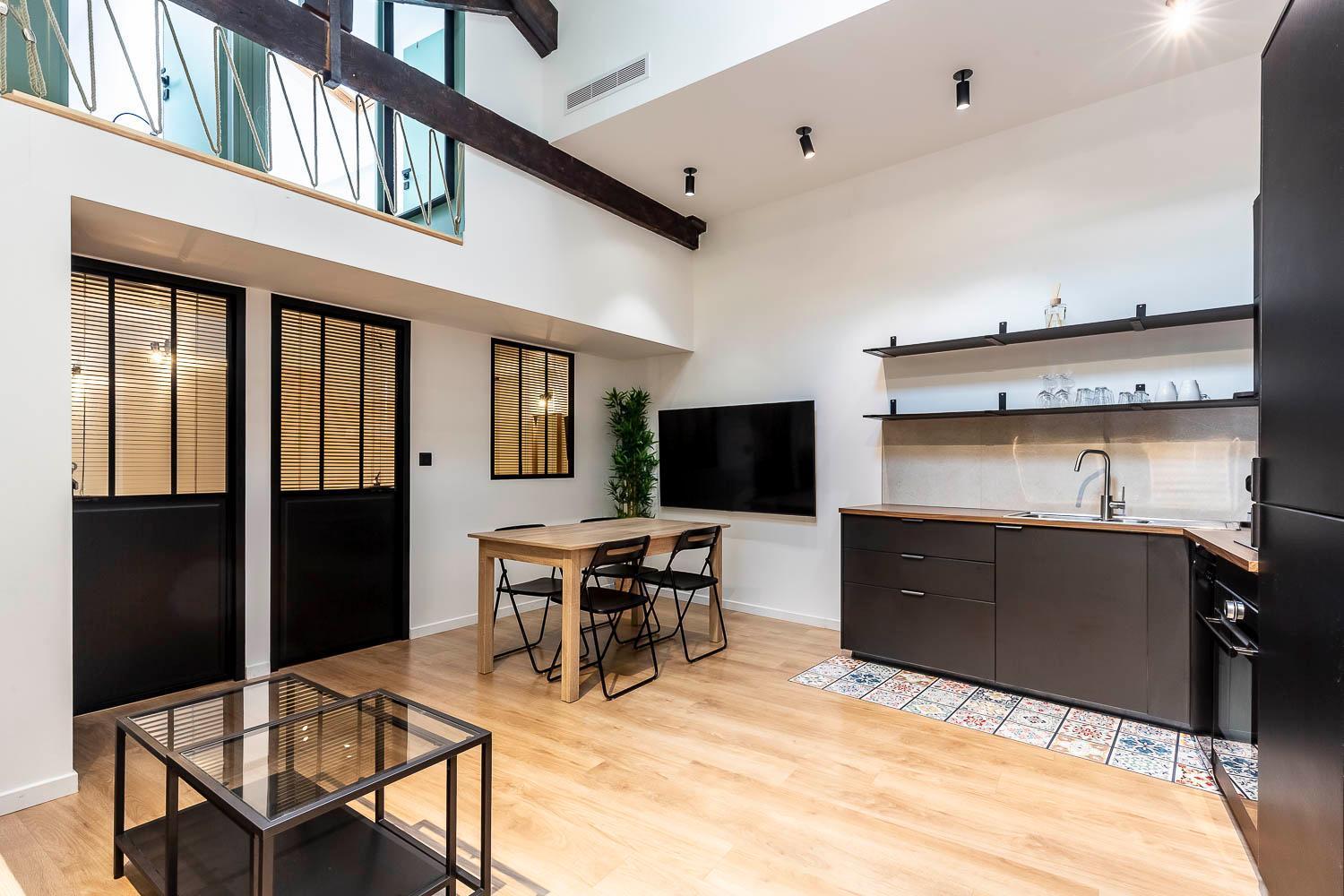 Loft Spacieux Pour 10 Personnes Avec Terrasse *
