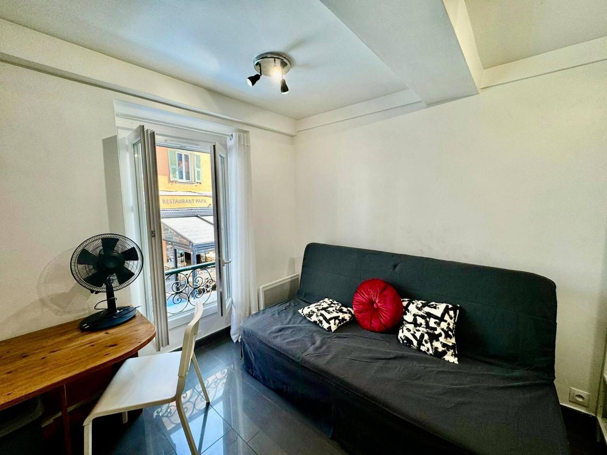 Port Bonaparte Place Du Pin Apartment Nice