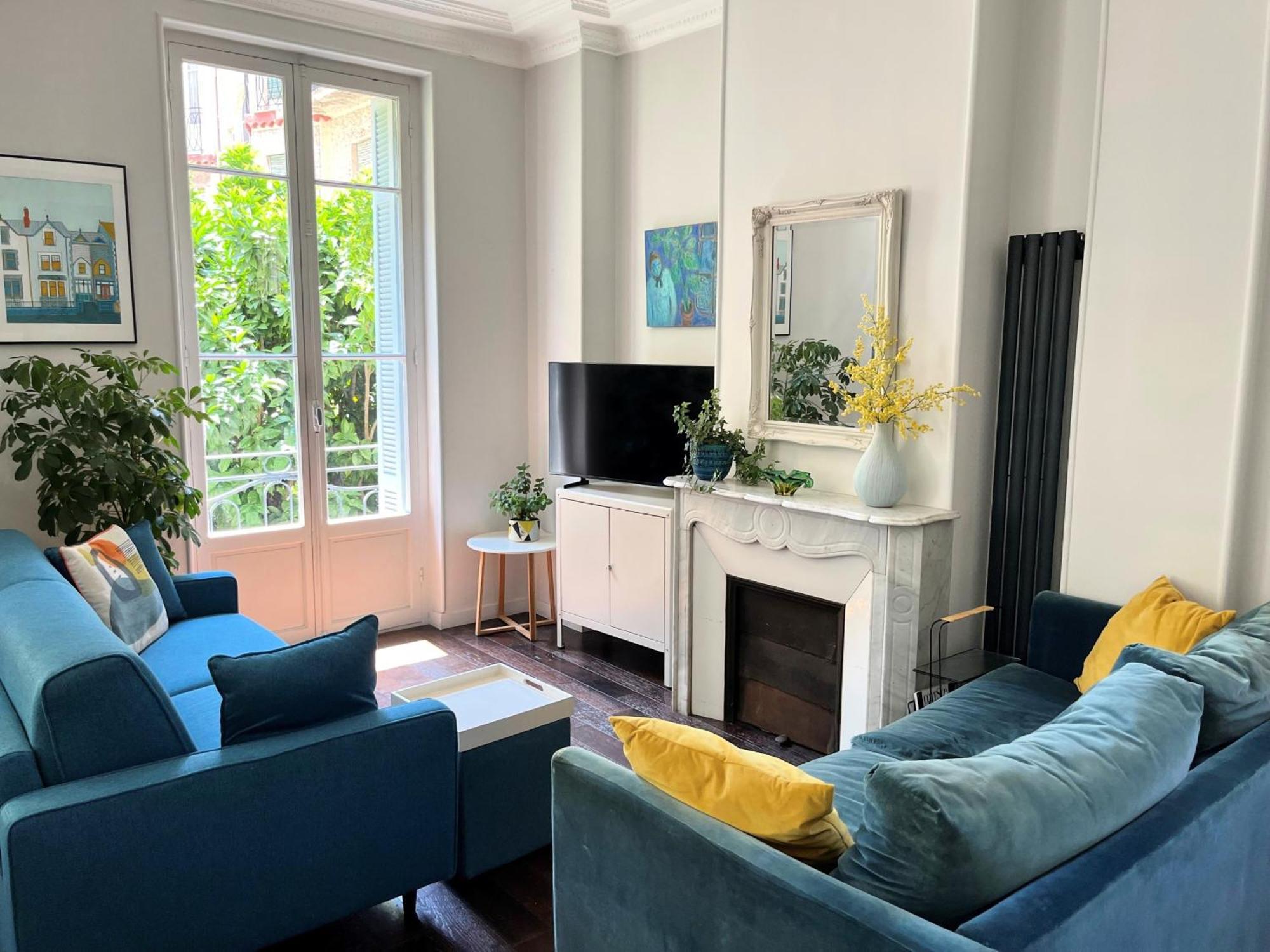 Berlioz Blue Ap4458 By Riviera Homes Apartment