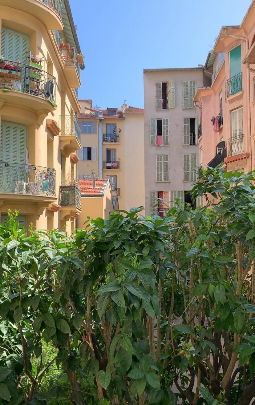 Apartment Berlioz Blue Ap4458 By Riviera Homes *