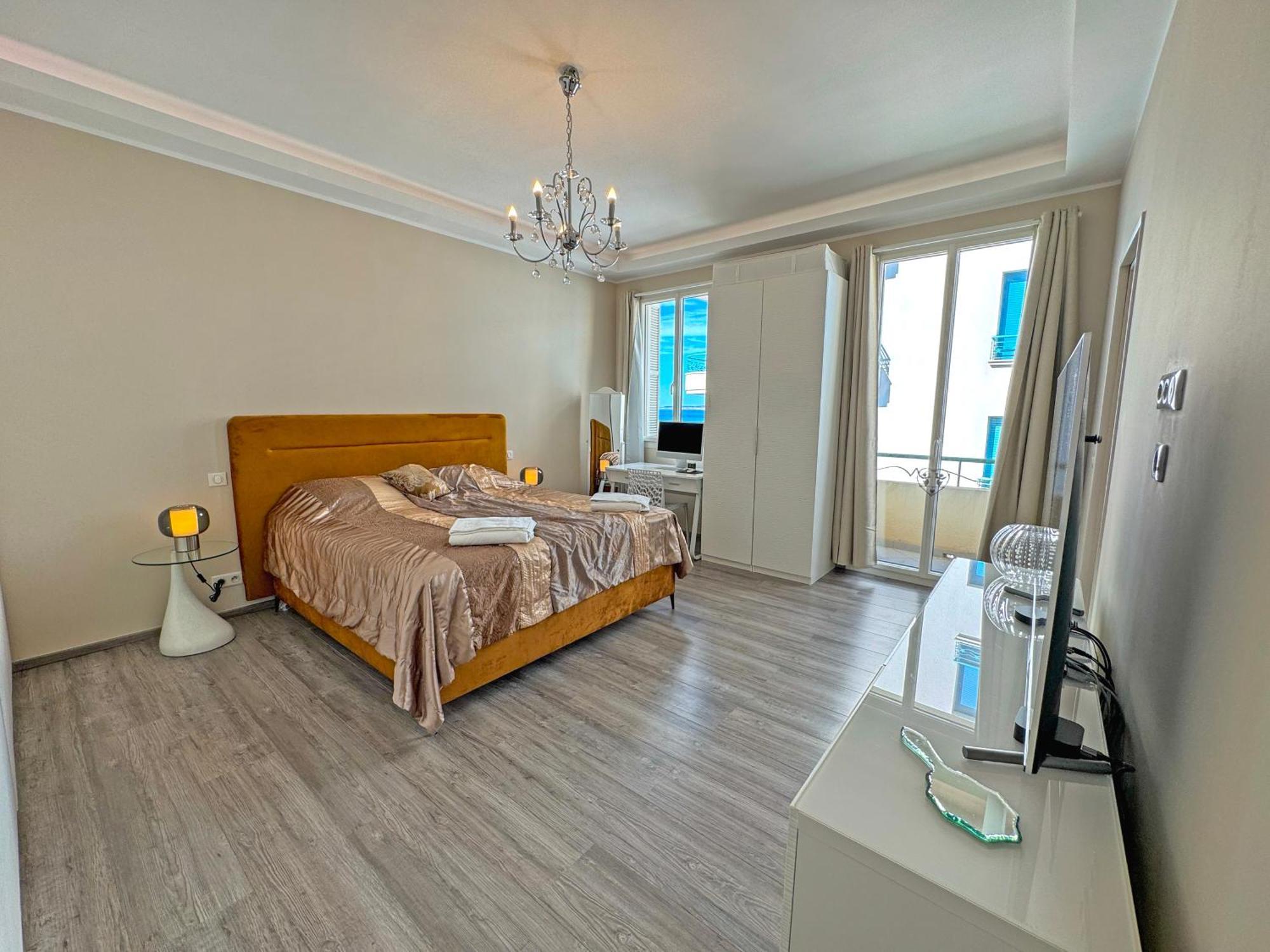 Apartment Derniere Etage Sur La Promenade! *