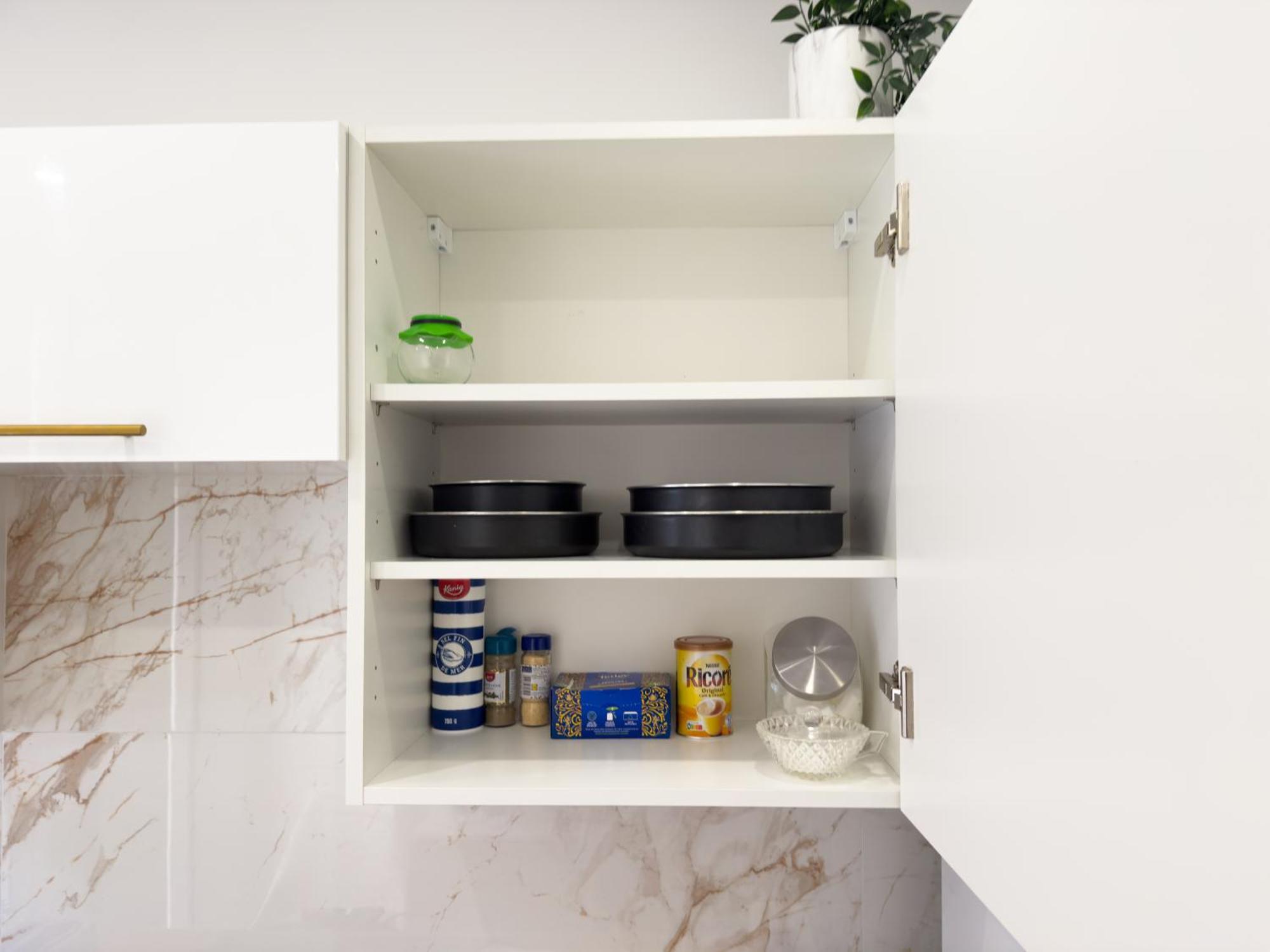 - Bright & Modern - Private Terrace - Aircon - Near Train & Nice