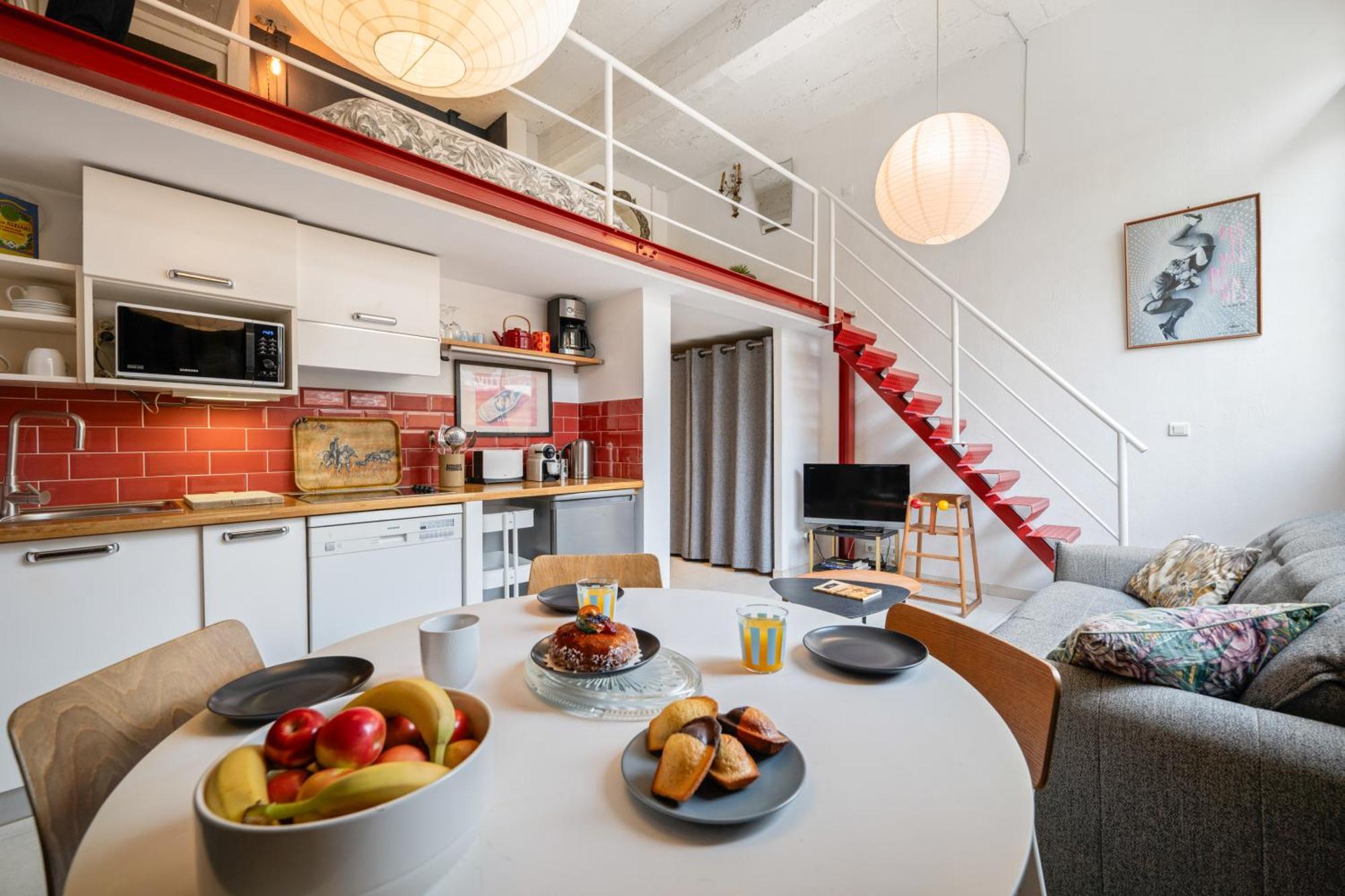 Apartment Nice-duplex-plage-parking-cimatisation *