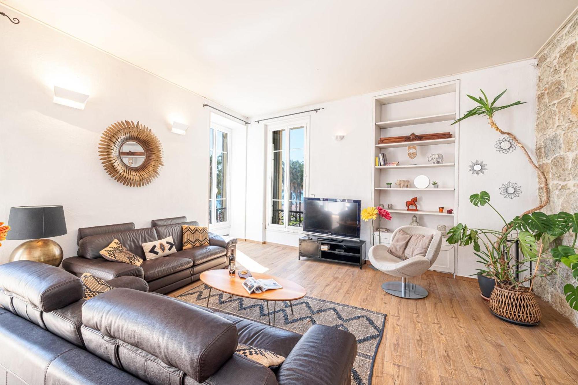 Appartement My Casa - Etats Unis 892 - Spacious Flat On Sea Front W Ac