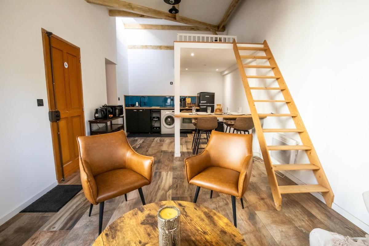 Dolce Clemenceau - Center 4 People *