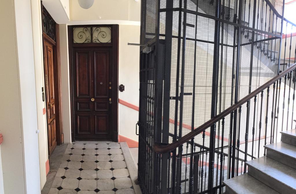 2 Bedrooms In Central Location On The Famous Place Massena