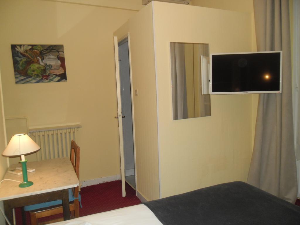 Eden Hotel 2*