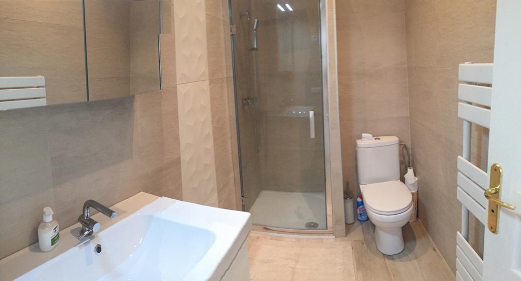 2 Bedrooms In Central Location On The Famous Place Massena * Nice