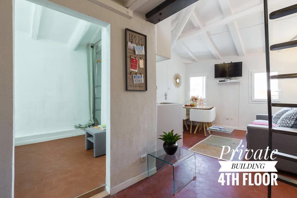 Private Building, 4 Apts, Unique At - Old Town * Nice