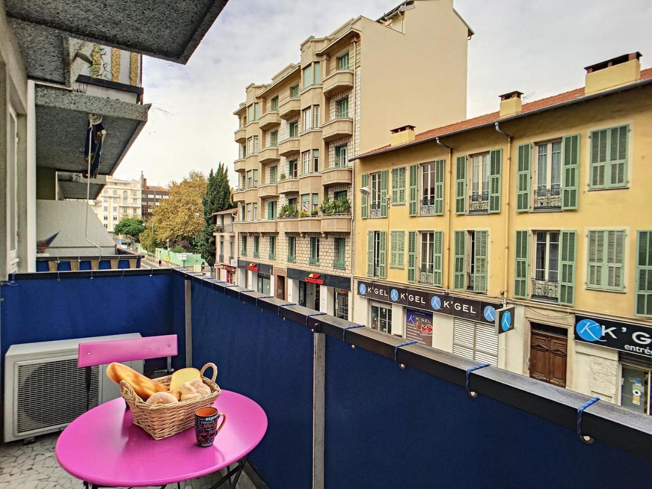 Nestor&jeeves - Nevada - - Close Sea *