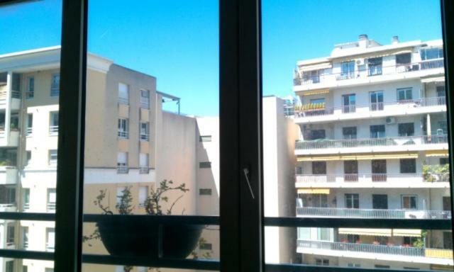 Apartment F2 A 50 M De La Nice