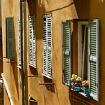 History-Chic In Oldtown, Beach