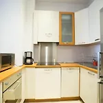 Le Coin Du Marche Apartment *