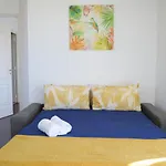 Bright Apartment With Sea View