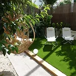 Apartment Le Jardin Du Port Nice