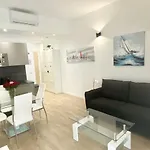 Central Modern Flat Lamartine